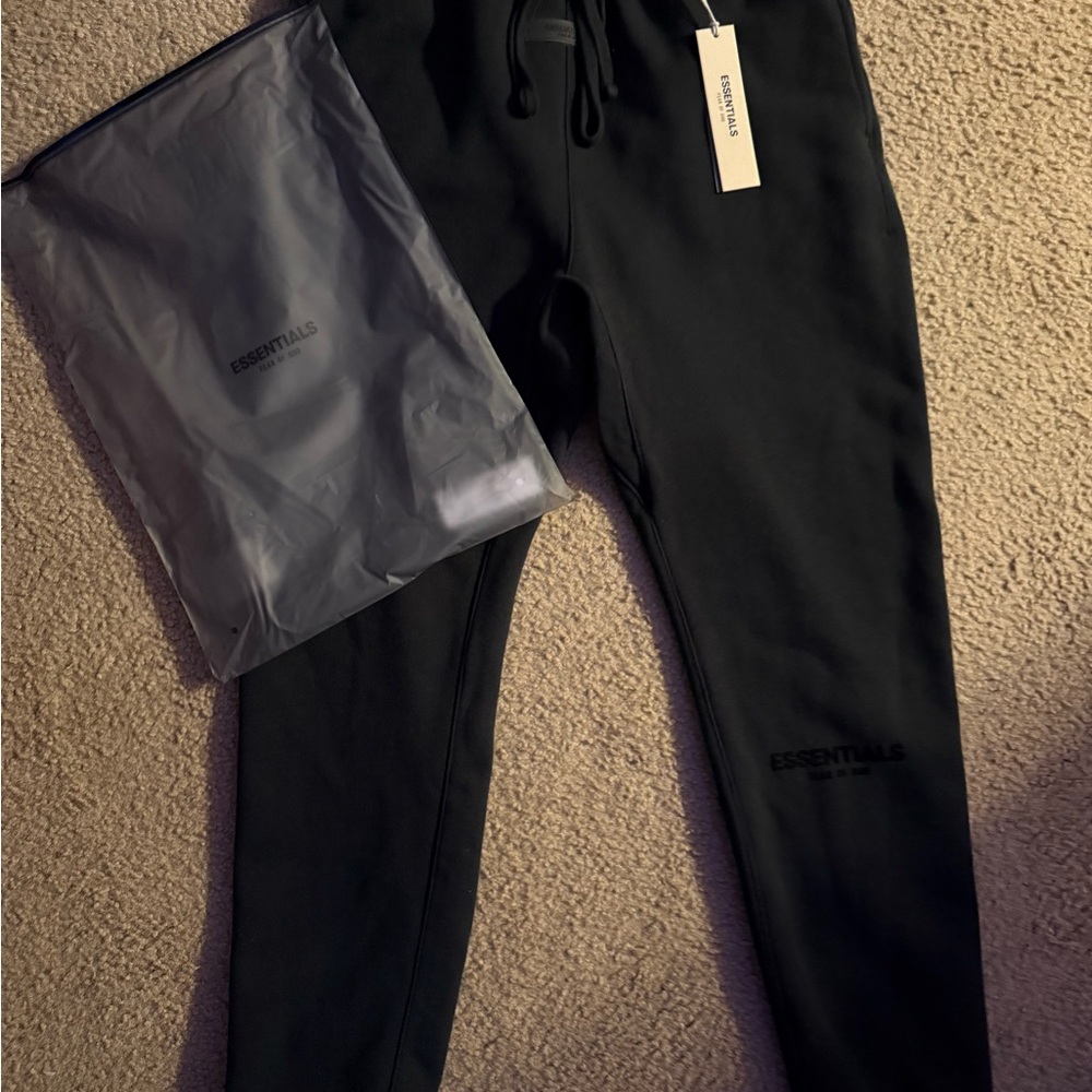 Essentials mens Black stretch limo sweatpants
